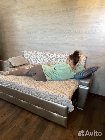 Диван на кухню или дачу