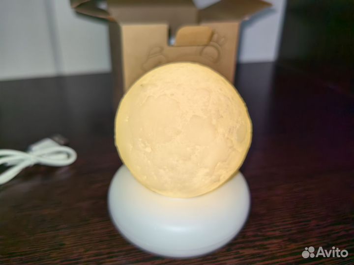 Светильник луна