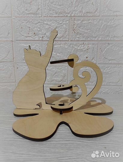 Подставка для цветов, корзина