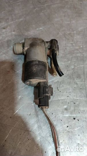 Насос (моторчик) омывателя стекла Renault Kangoo