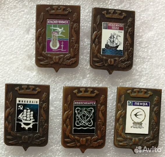 Гербы городов Большая корона