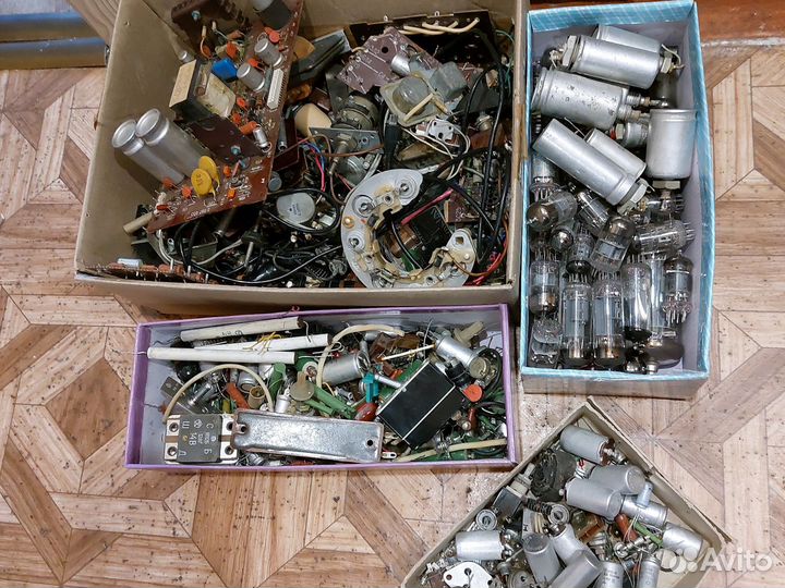 Теле и радиодетали