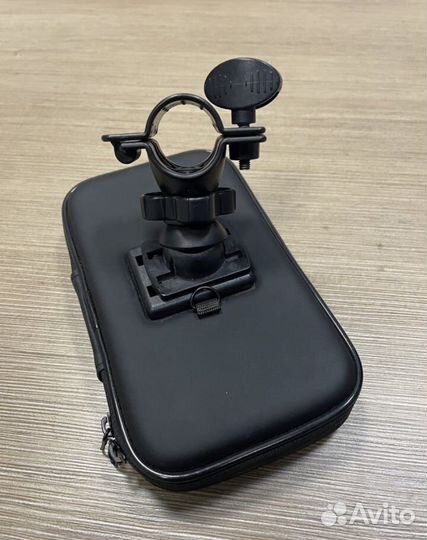 Держатель для телефона на руль