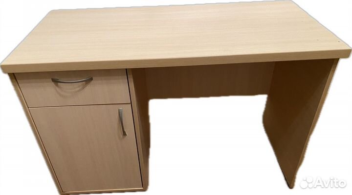 Письменный стол б/у