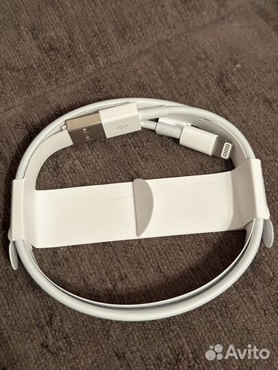 Кабель Apple Lightning - USB