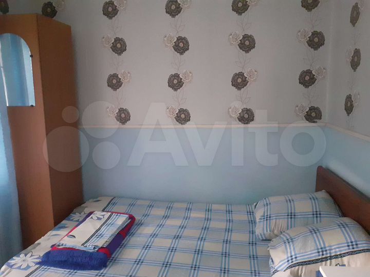 Комната 15 м² в > 9-к., 1/2 эт.