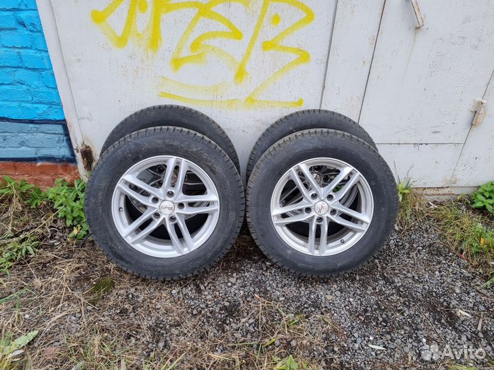 Колеса зимние на creta