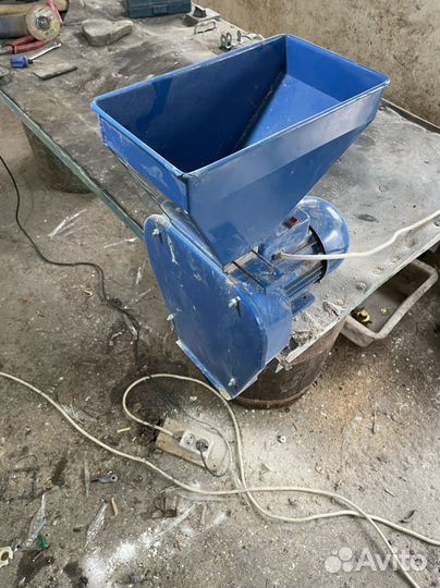 Мельница для зерна