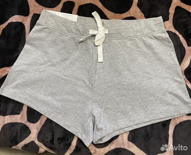 Трикотажные шорты женские