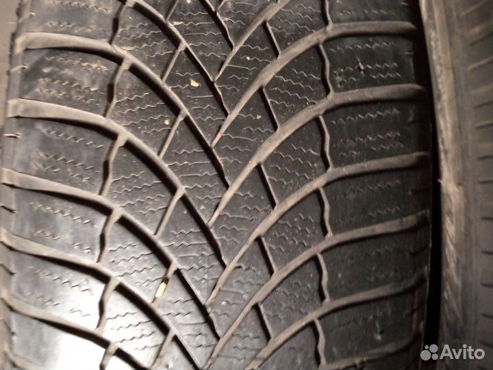Bridgestone Blizzak LM-005 205/55 R16