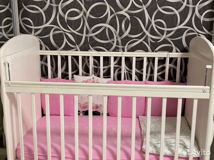 Детская кроватка