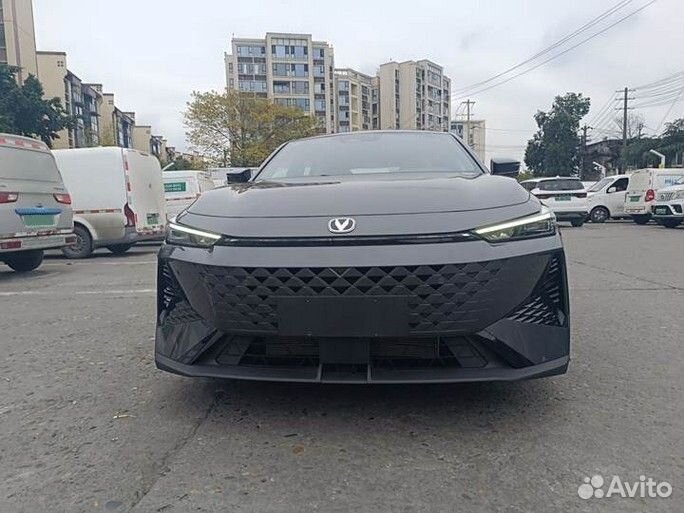 Changan UNI-V 1.5 AMT, 2024, 15 км