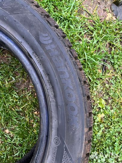 Hankook Winter I'Pike 205/55 R16