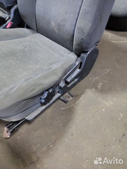 Комплект сидений Mitsubishi Lancer 9 седан 1.6