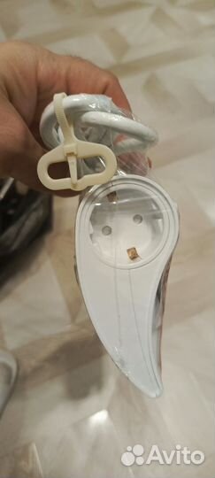 Розетка DC 5V MAX. 2.1A