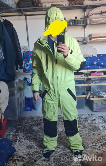 Зимний комбинезон сноубордическй