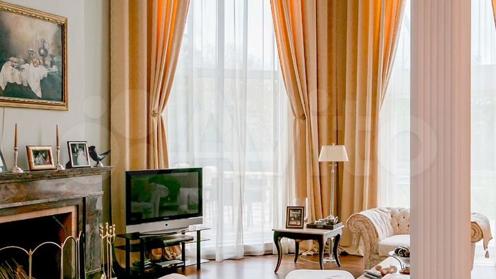 Коттедж 600 м² на участке 24 сот.