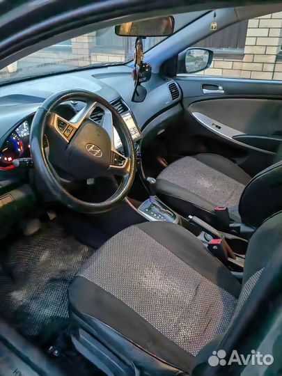 Hyundai Solaris 1.4 AT, 2014, 162 000 км