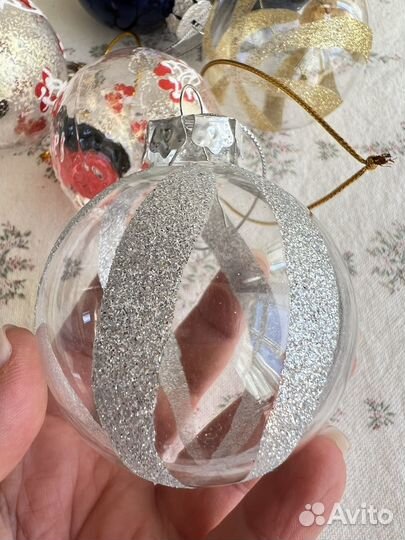 Стеклянные елочные игрушки
