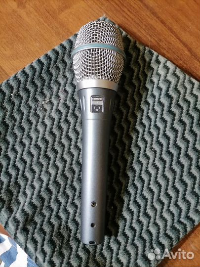 Микрофон Shure Beta 87a, студийный