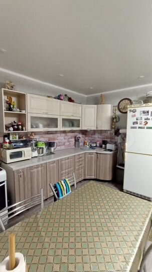 3-к. квартира, 65 м², 1/6 эт.