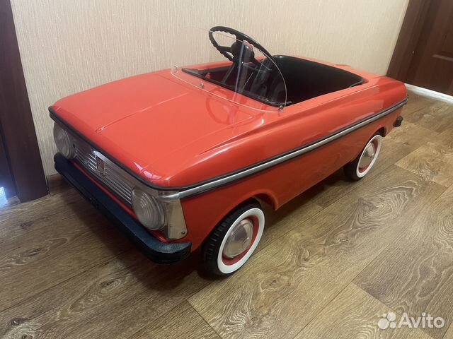 Педальный Москвич