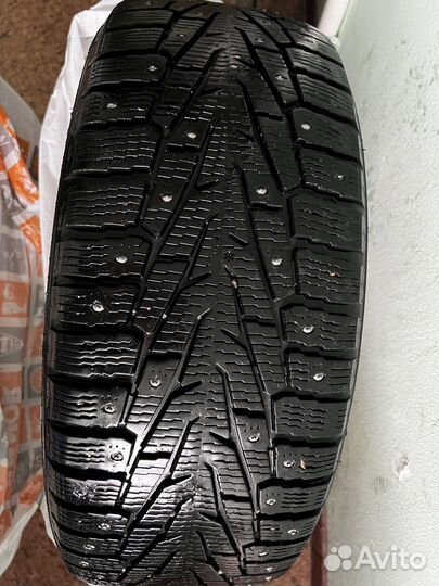 Nokian Tyres Hakkapeliitta 7 SUV 235/60 R17 106T