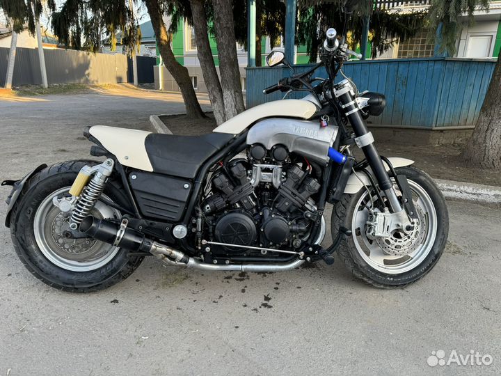 Yamaha v max 1200 custom