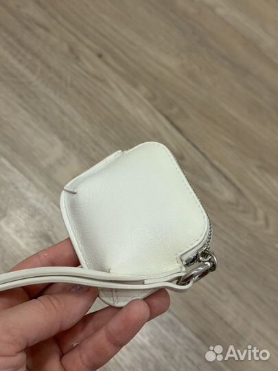 Кейс для airpods askent