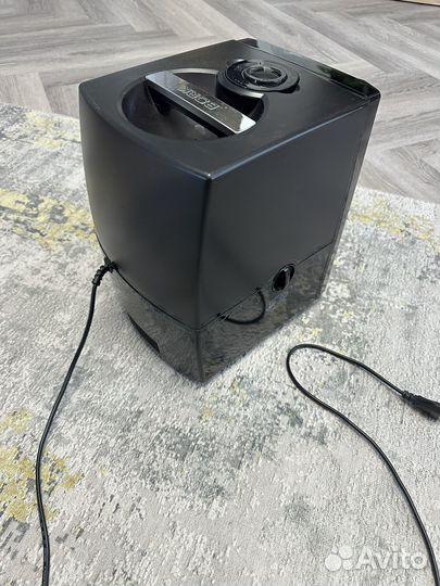 Увлажнитель Bork