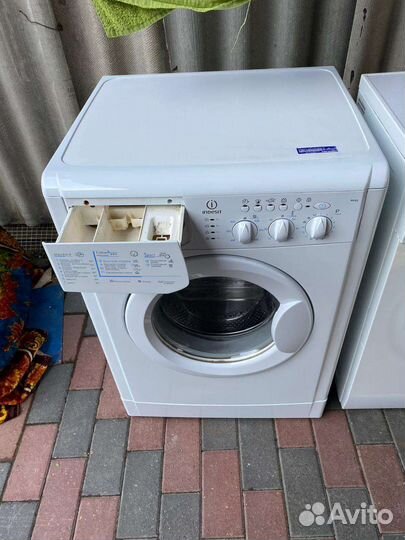 Стиральная машина indesit