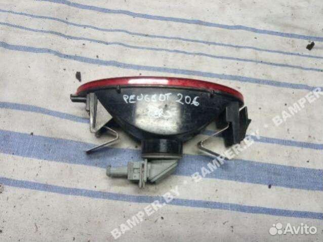 Дополнительный фонарь (Стоп-сигнал) Peugeot 206 1