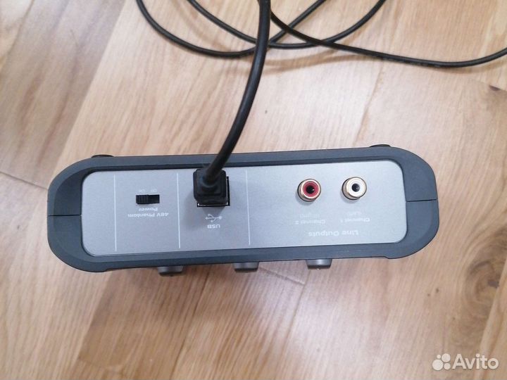 Звуковая карта M-Audio Fast Track