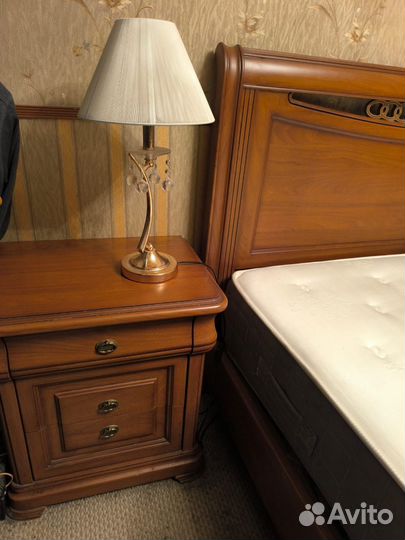 Спальный гарнитур бу