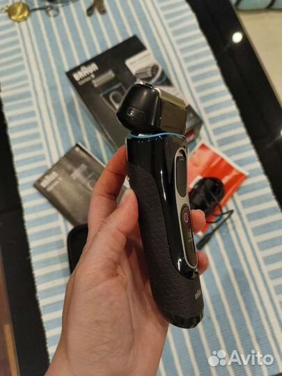 Бритва электрическая braun