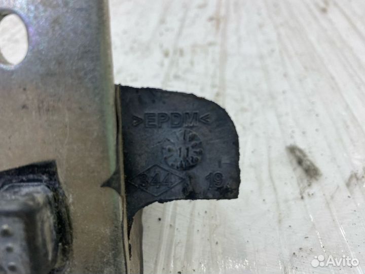 Механизм сдвижной двери Opel Vivaro A