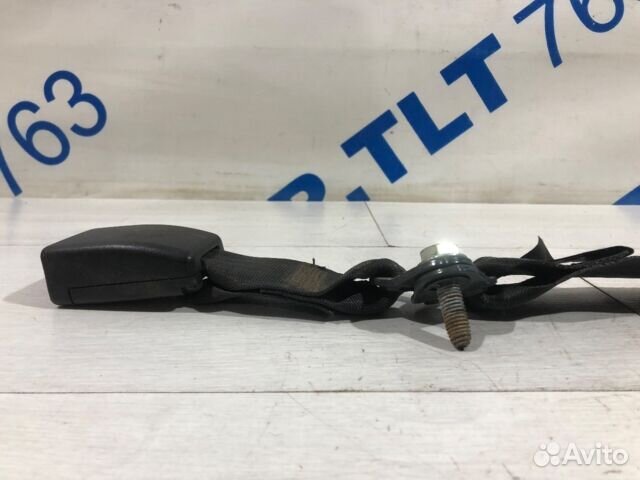 Ремень безопасности задний центр renault logan 2 1