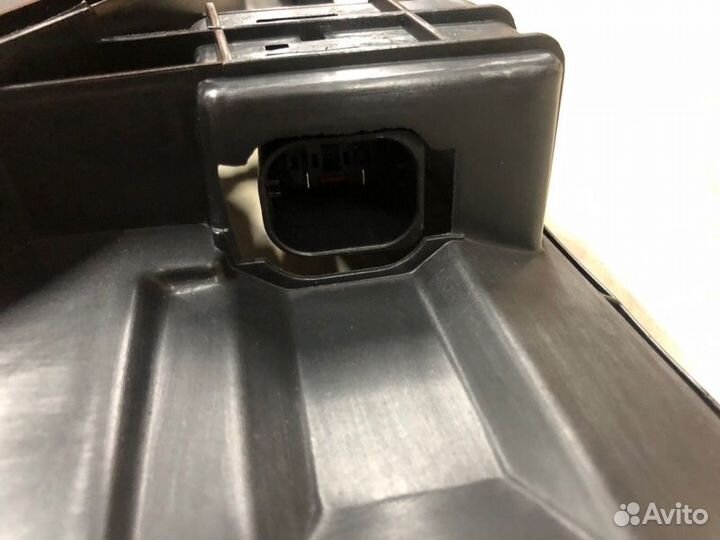 Вентилятор охлаждения радиатора Mercedes-Benz