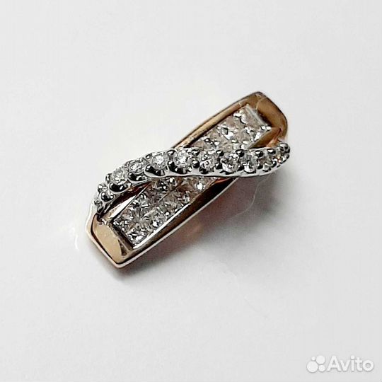 Золотая подвеска с бриллиантами