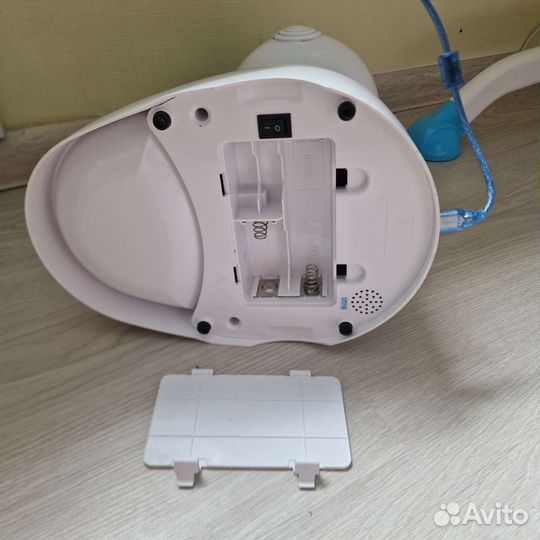 Кормушка автоматическая Iseebiz