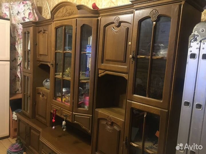 Стенка в гостиную