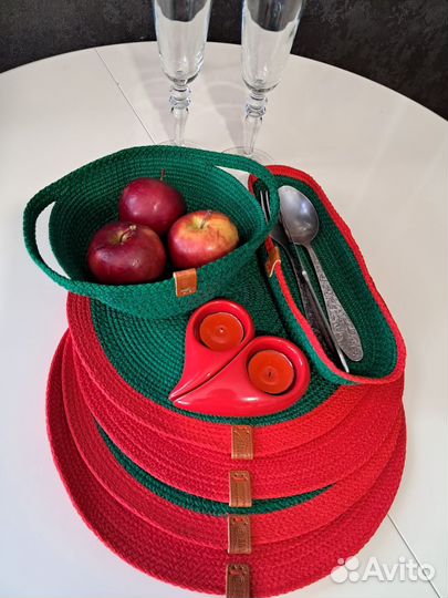 Подставочные салфетки. К 8 Марта Ручной работы