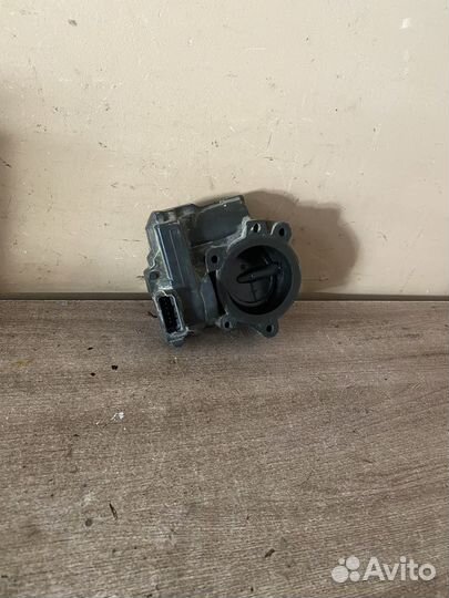 Дроссельная заслонка Citroen Peugeot BMW 1.6(EP6)