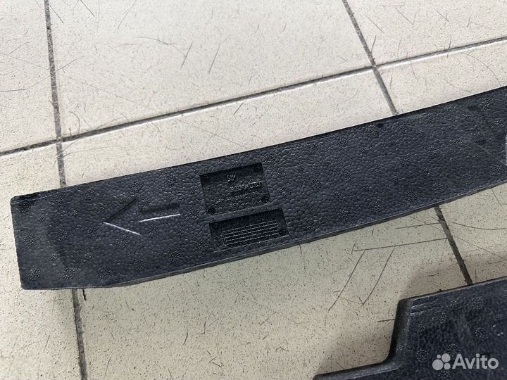 Абсорбер заднего бампера правый/левый Рено Каптюр