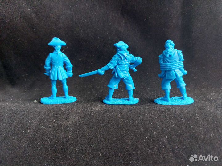 Пираты с пушкой.Остров сокровищ.Копии Barzso