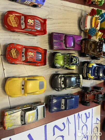 Модель автомобиля тачки