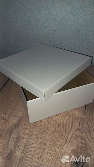 Подарочные коробки