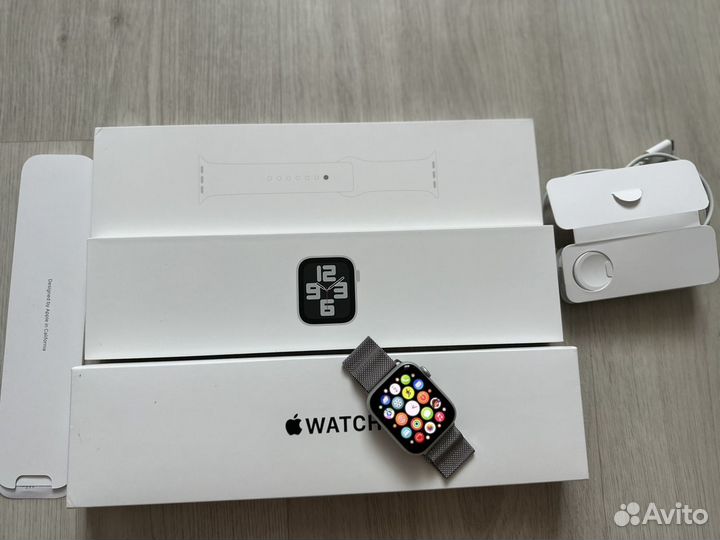 Apple watch SE (2nd Gen) 2023, 44 mm