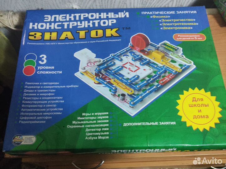 Электронный конструктор Знаток 999 сх