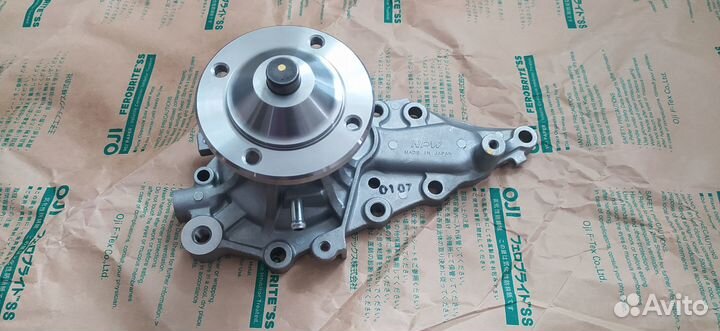 Помпа водяная NPW T136 2JZ-GTE VVTi (Japan)